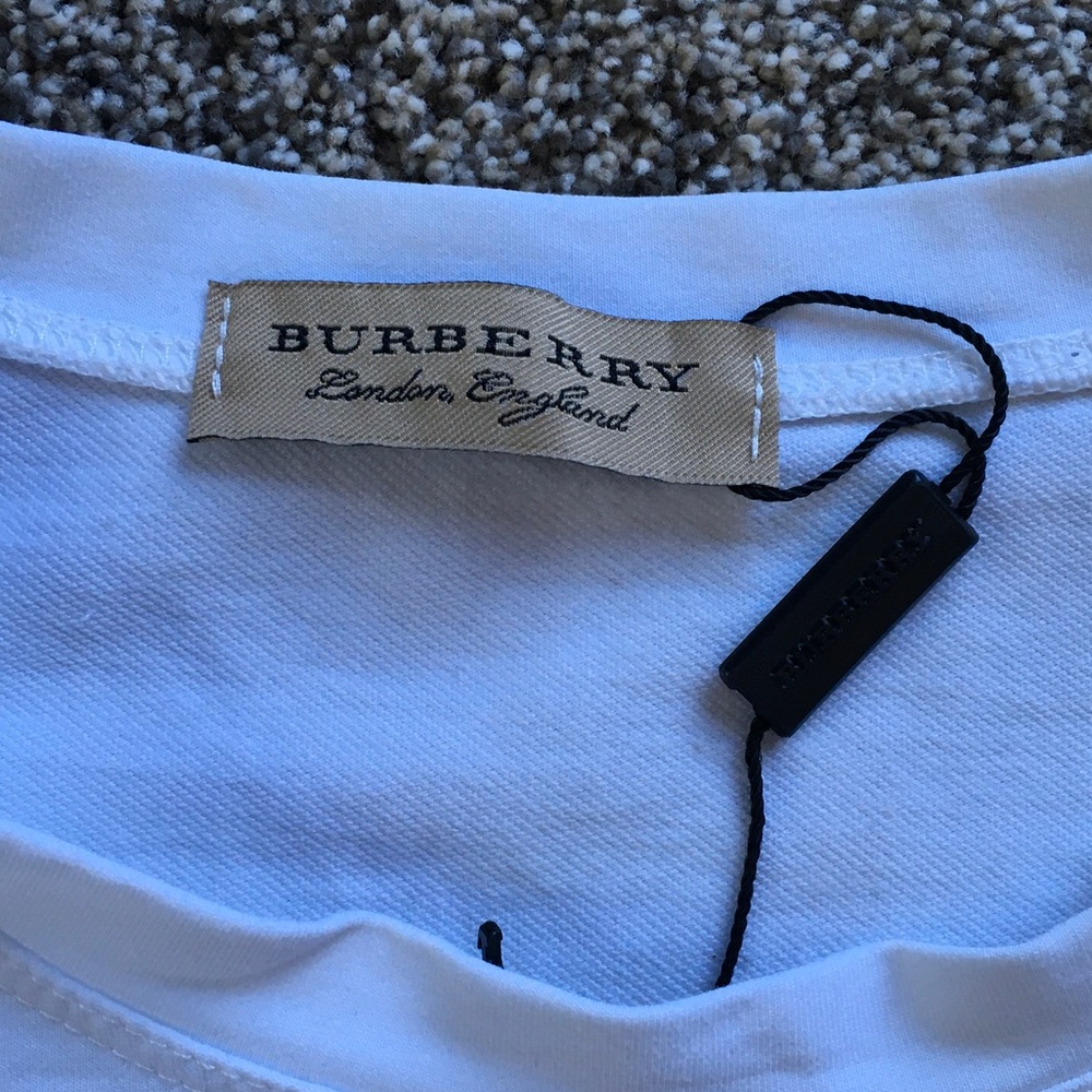 Burberry White Short Sleeve Tee with Blue & Gold Teddy Motif - Picture 3 of 6